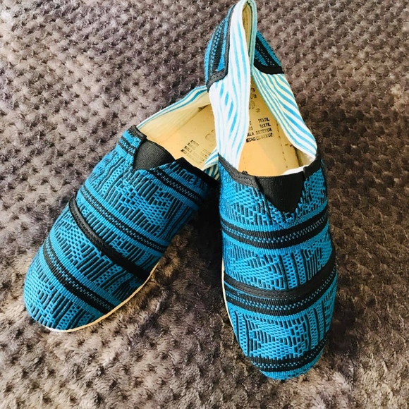 BRAND NEW Beautiful & unique flats. Hand crafted. - Picture 3 of 4